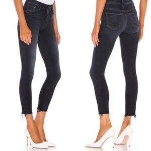 MOTHER High Waisted Looker Ankle Fray Size 26 Wash is Last Call‎